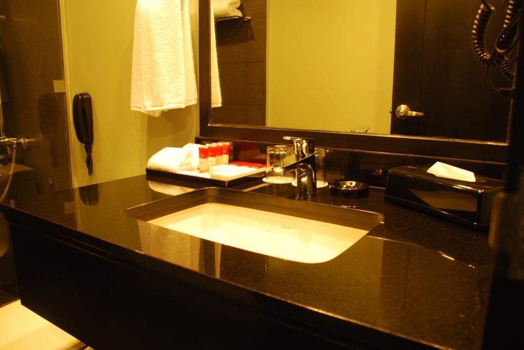 Amelie Hotel Manila Dış mekan fotoğraf