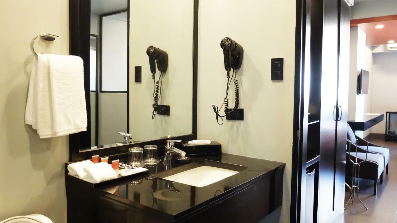 Amelie Hotel Manila Dış mekan fotoğraf